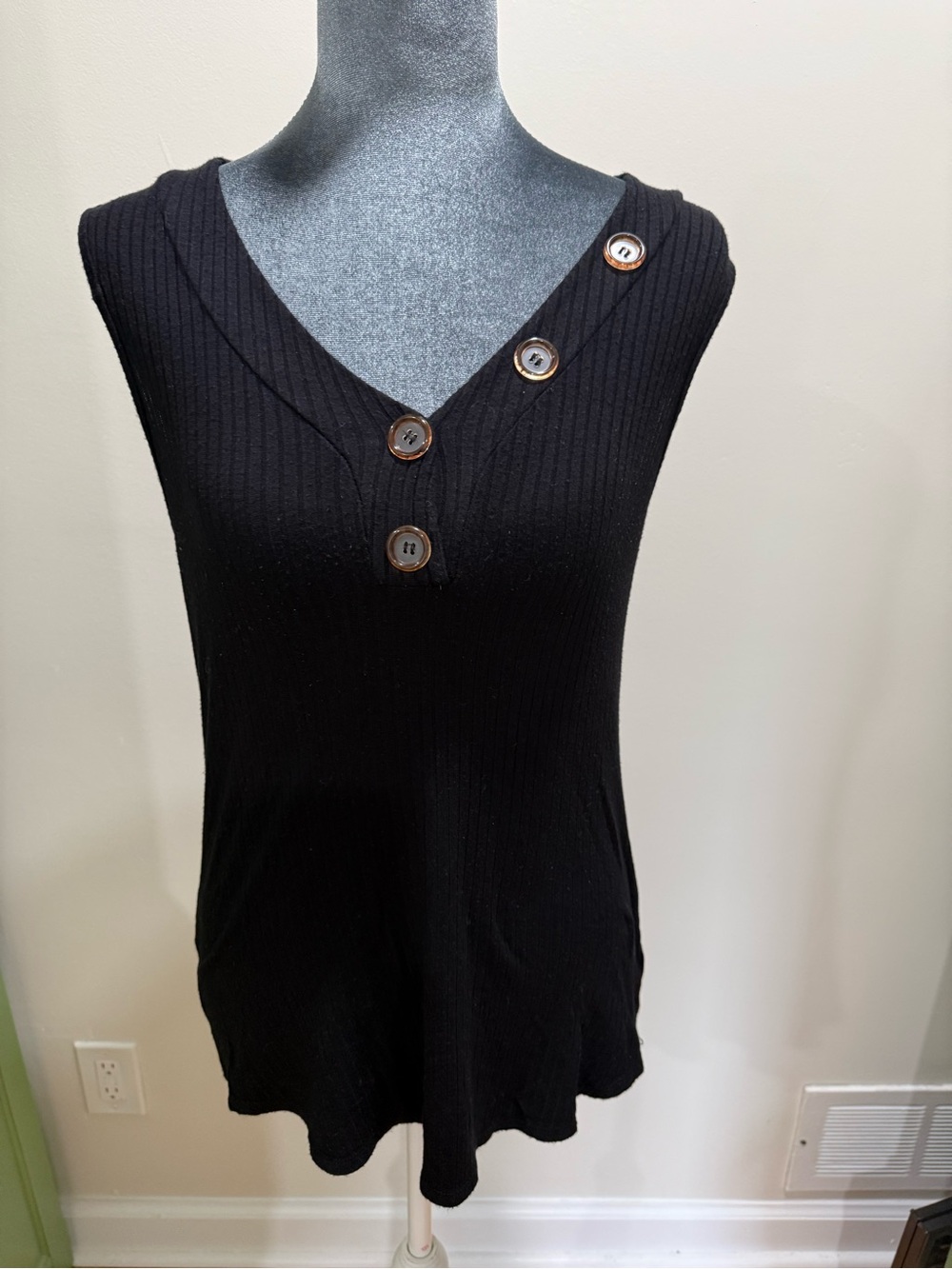 twenty second Black Ribbed V-Neck Tank with Button Accents